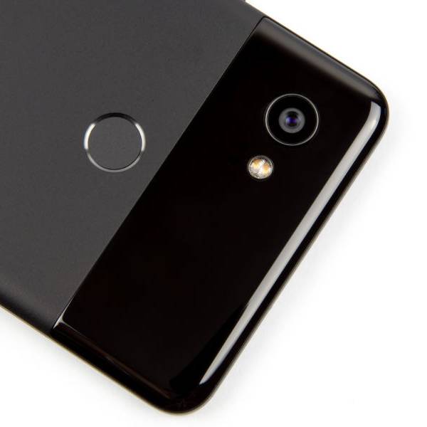 Google considering launching a mid-range Pixel phone